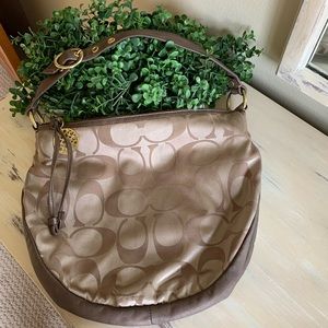 Coach signature taupe hobo shoulder bag￼